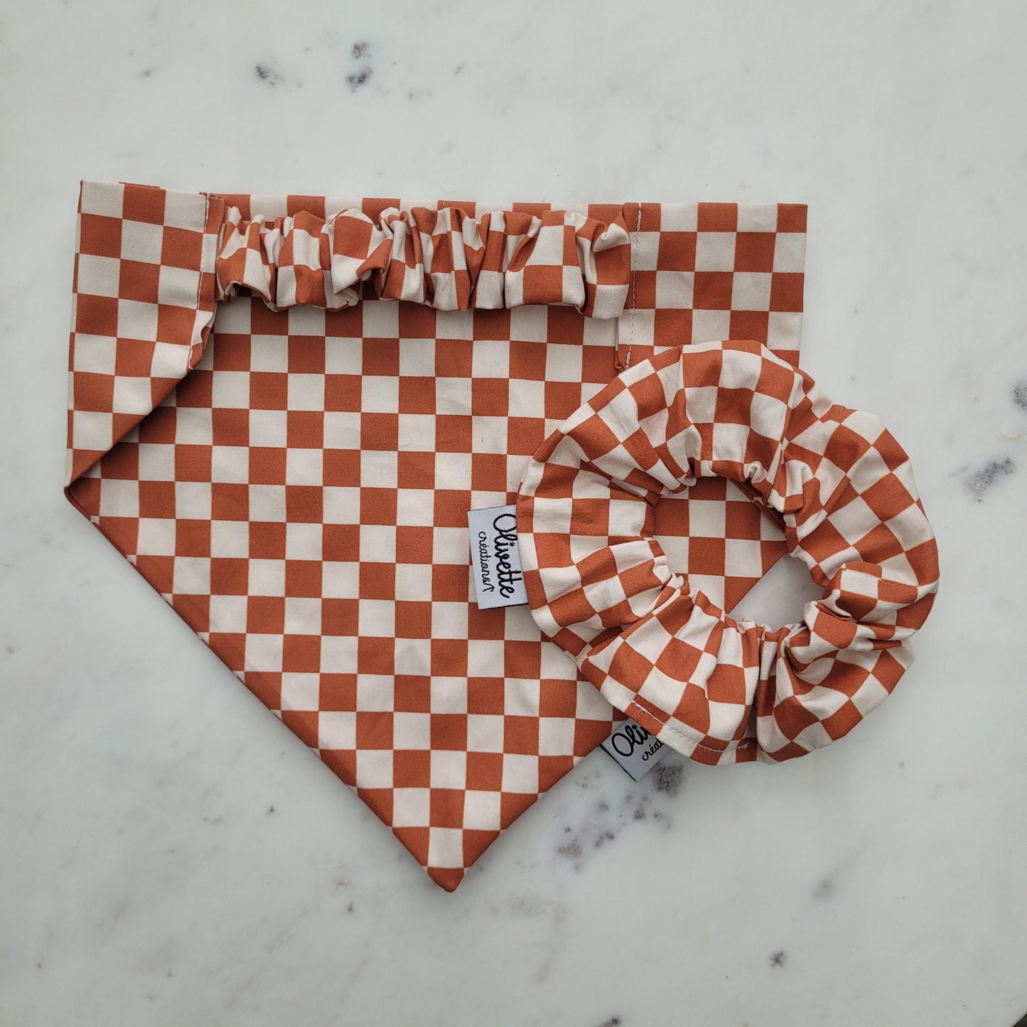 Bandana élastique - motif à damier marron et blanc