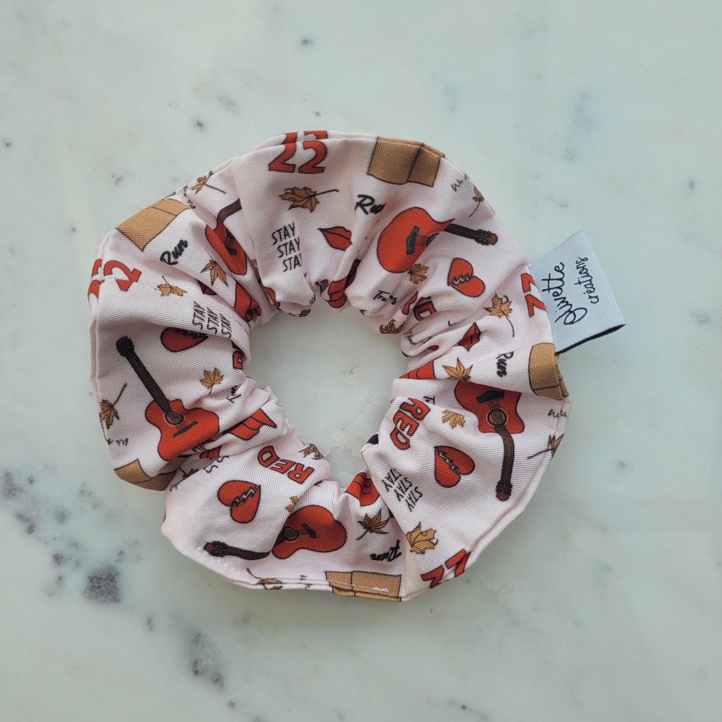 Bandana élastique - motif Taylor Swift album RED